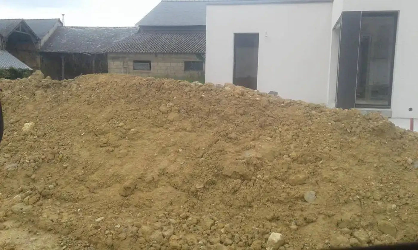 Nivellement de terrain réalisé par SD Aménagement